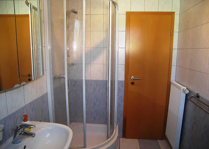 アパート Gloeckner ツィノヴィッツ